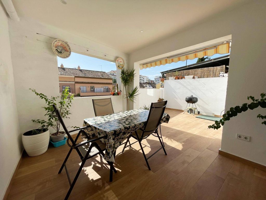 Maison de luxe à vendre à Fuengirola, 459 000 €, Photo 2