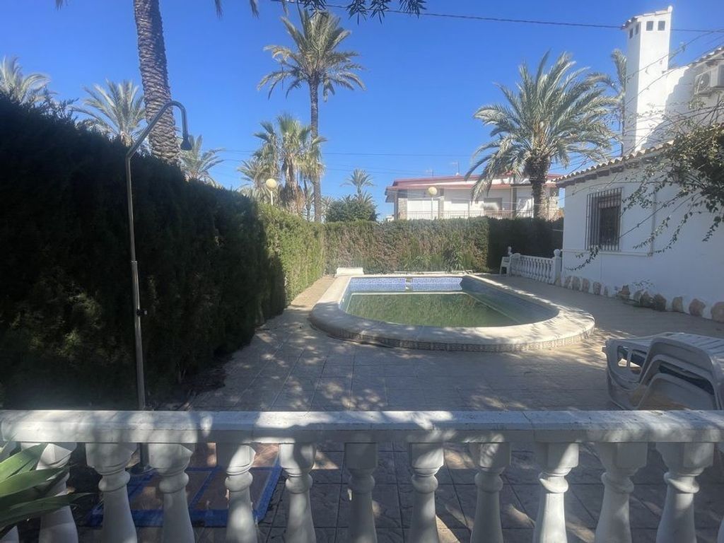Maison de luxe à vendre à Cabo Roig, 749 000 €, Photo 3