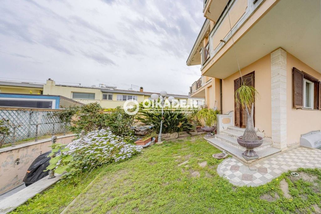Maison de luxe à vendre à Quartu Sant Elena, 800 000 €, Photo 2