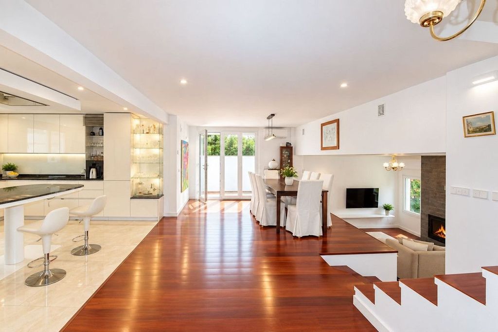 Maison de luxe à vendre à Marbella, 1 200 000 €, Photo 2