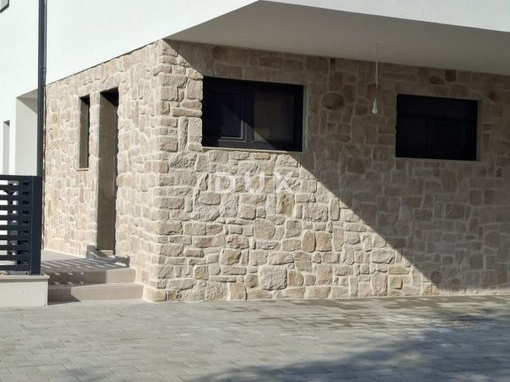 Luxury House for sale in Umag, 530 000 €, Photo 3