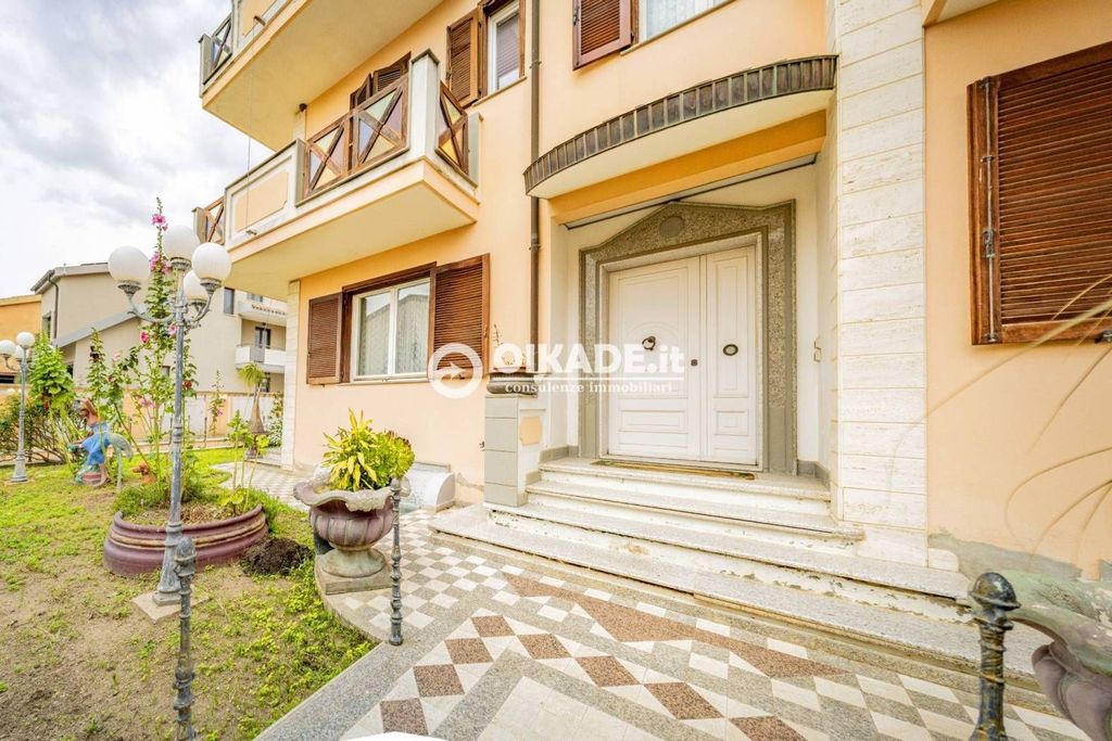 Maison de luxe à vendre à Quartu Sant Elena, 800 000 €, Photo 5