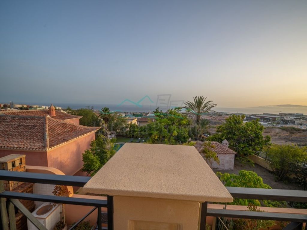 Maison de luxe à vendre à Adeje, 1 750 000 €, Photo 5