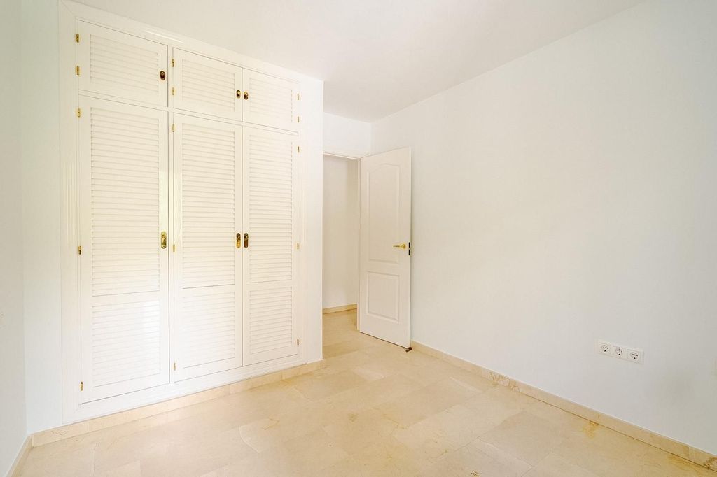 Maison de luxe à vendre à Manilva, 570 000 €, Photo 7