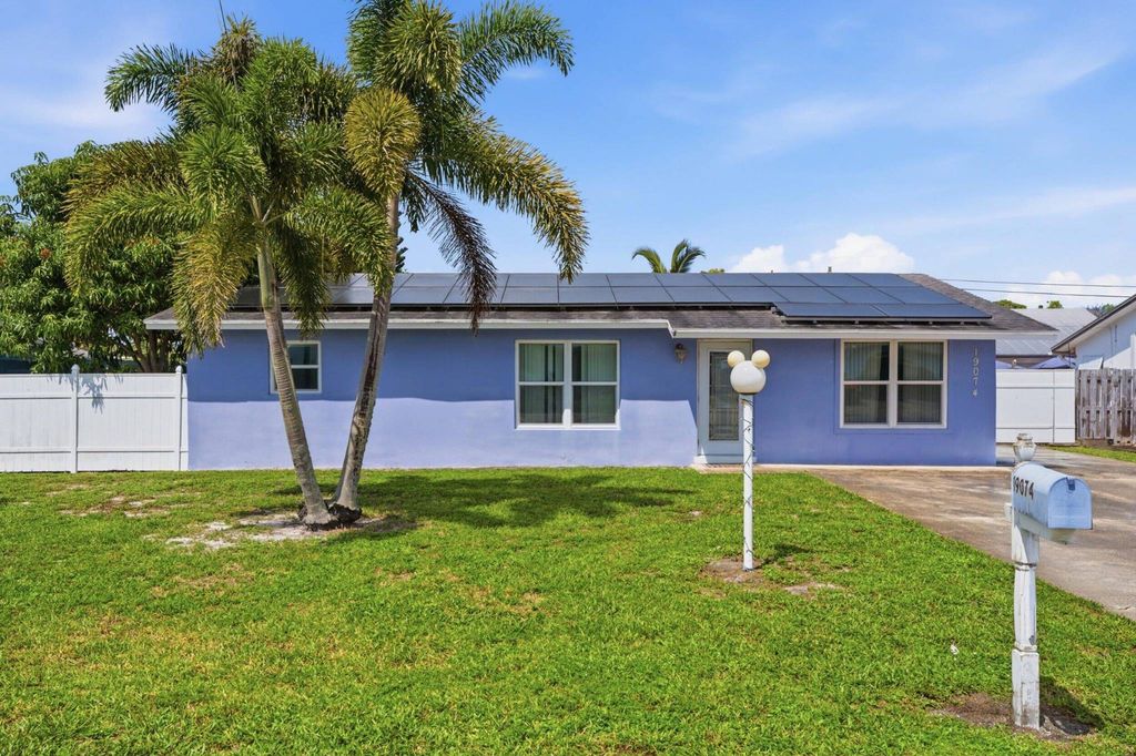 Luxury House for sale in Jupiter, 481 885 €, Photo 1
