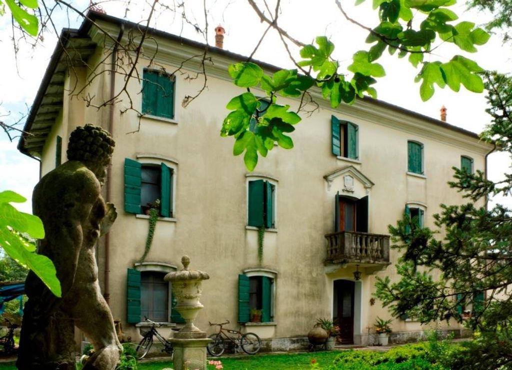 Luxury House for sale in Treviso, 3 000 000 €, Photo 1