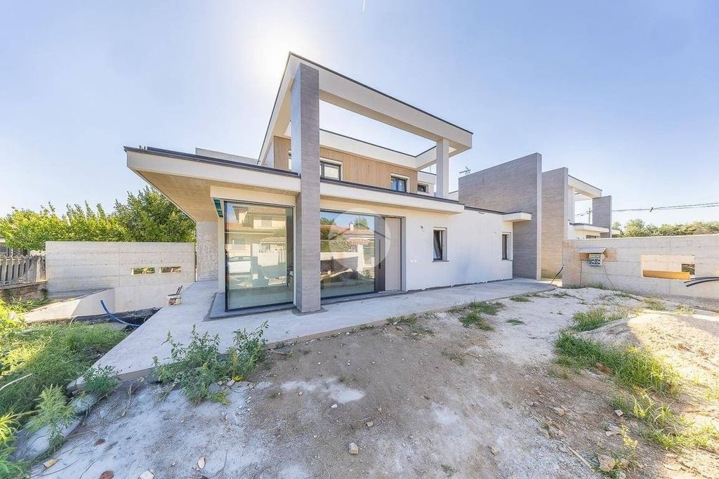 Luxury House for sale in Rome, 495 000 €, Photo 2