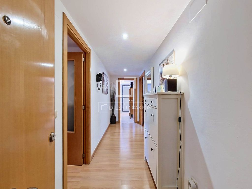 Appartement de luxe à vendre à Cubelles, 500 000 €, Photo 4