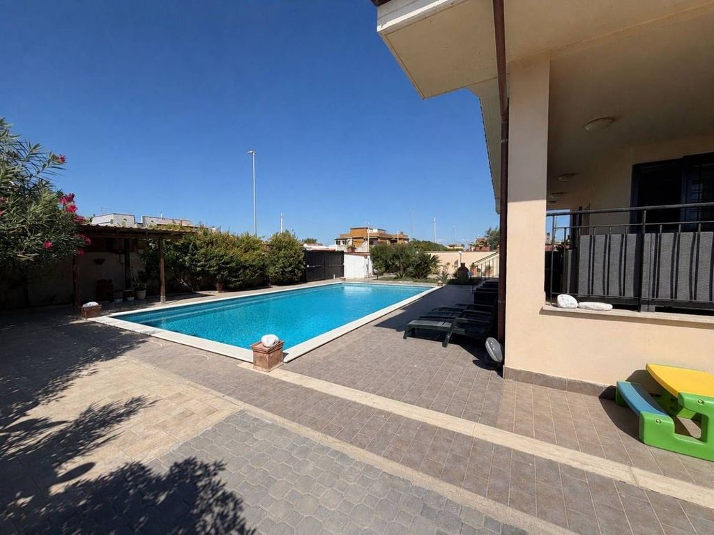 Maison de luxe à vendre à Fiumicino, 675 000 €, Photo 5
