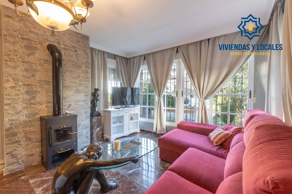 Maison de luxe à vendre à Zubia, 485 000 €, Photo 6