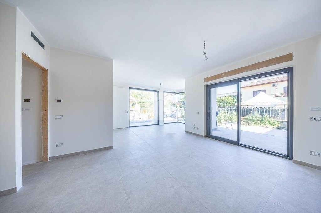 Luxury House for sale in Rome, 495 000 €, Photo 7