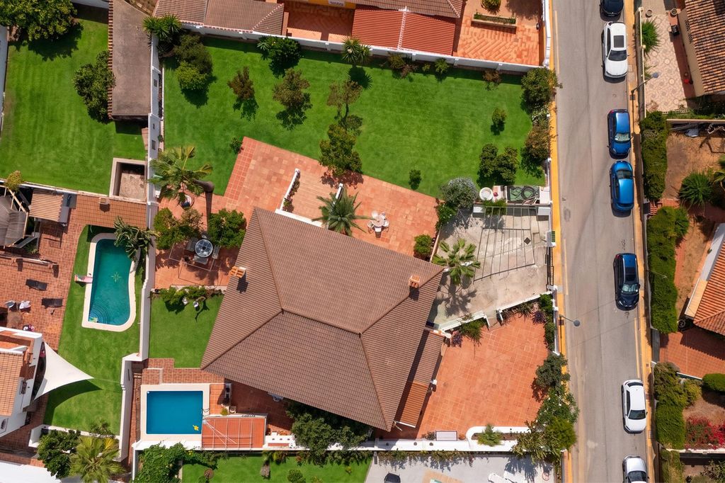 Luxury House for sale in Torremolinos, 1 099 000 €, Photo 2