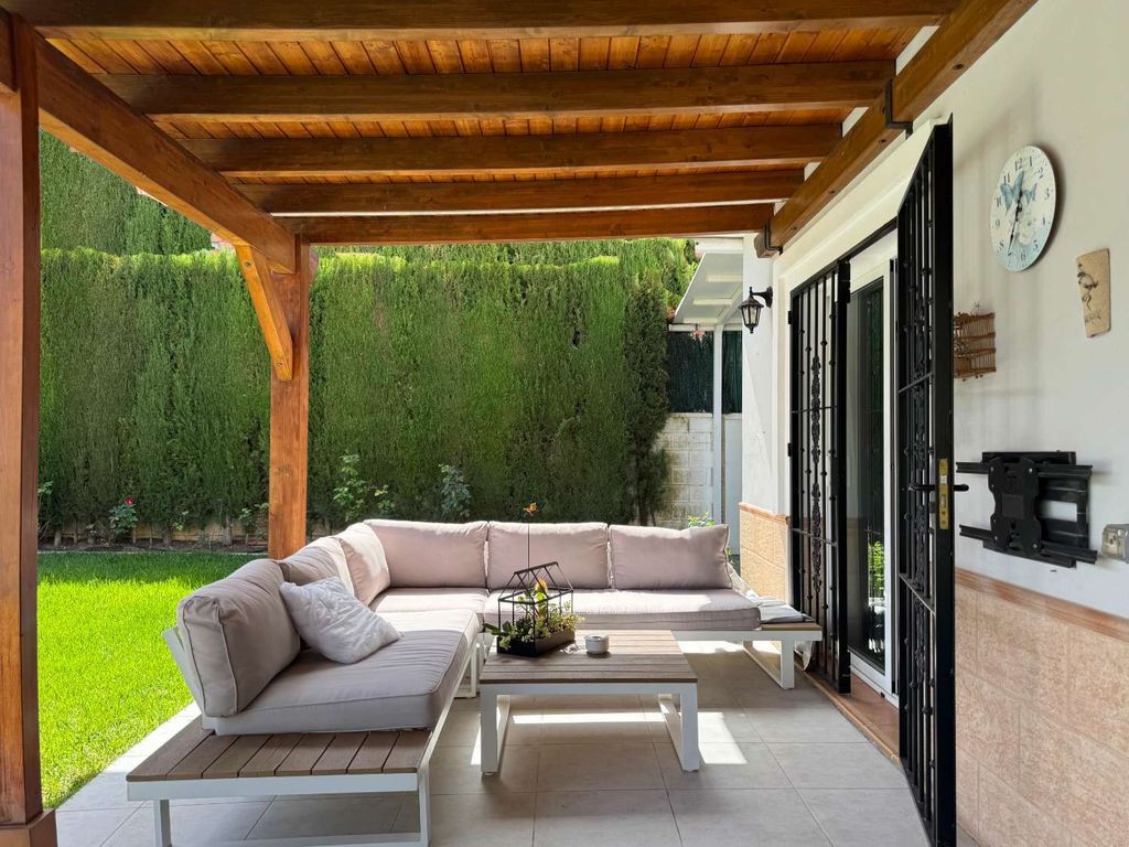 Maison de luxe à vendre à Alhaurín de La Torre, 735 000 €, Photo 4