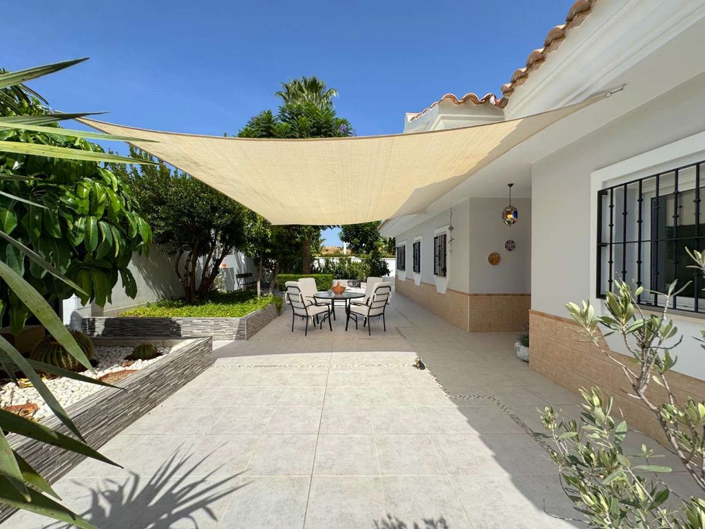 Maison de luxe à vendre à Alhaurín de La Torre, 735 000 €, Photo 6