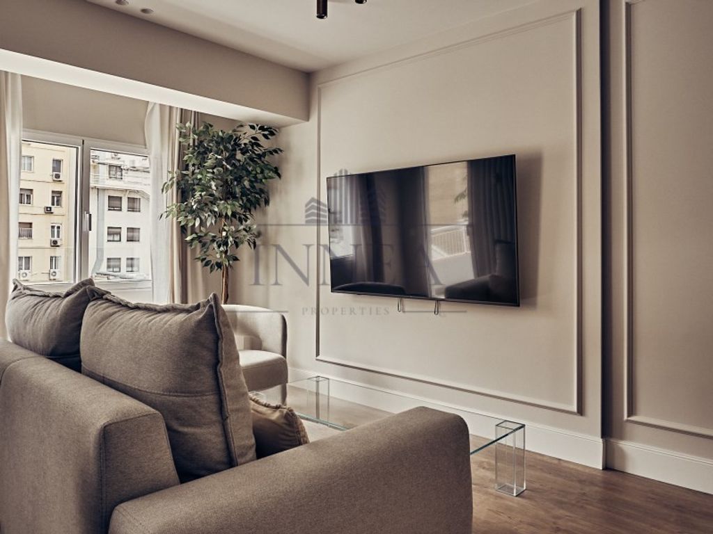 Luxury Apartment for sale in Madrid, 1 159 000 €, Photo 2