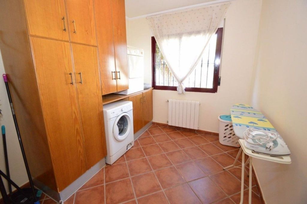 Luxury House for sale in Torrevieja, 495 600 €, Photo 3