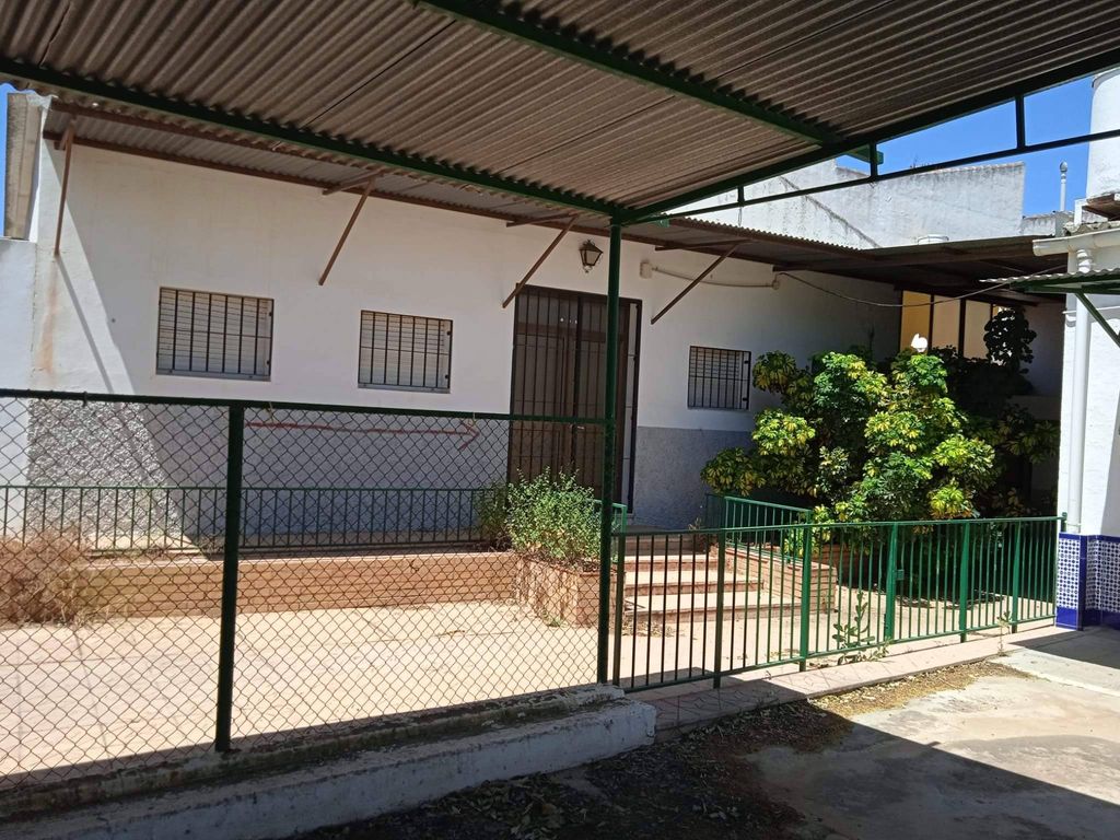Luxury House for sale in La Roda de Andalucía, 750 000 €, Photo 4