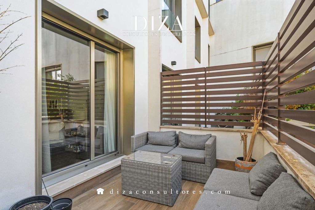 Luxury Apartment for sale in Madrid, 1 490 000 €, Photo 5