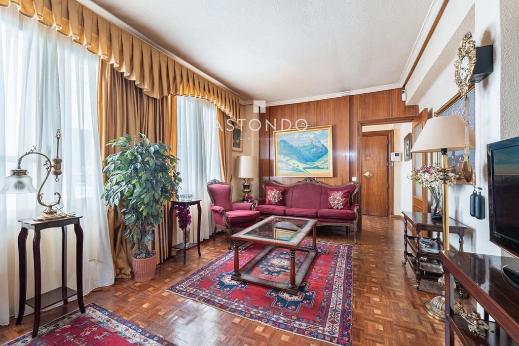 Luxury Apartment for sale in Madrid, 635 000 €, Photo 5