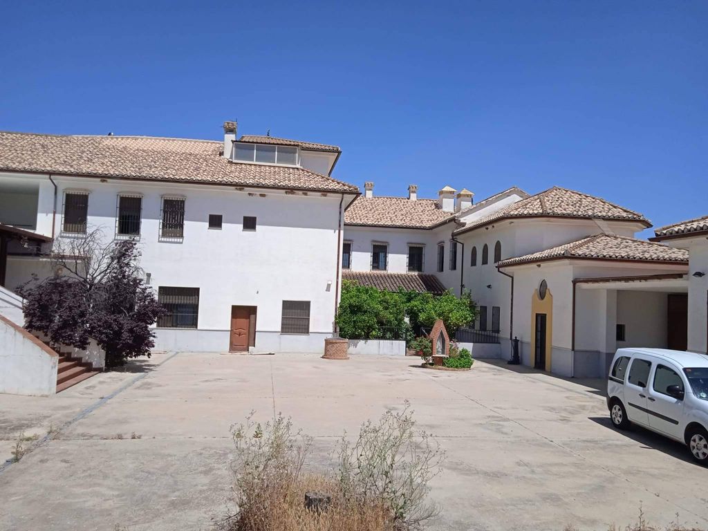 Luxury House for sale in La Roda de Andalucía, 750 000 €, Photo 6