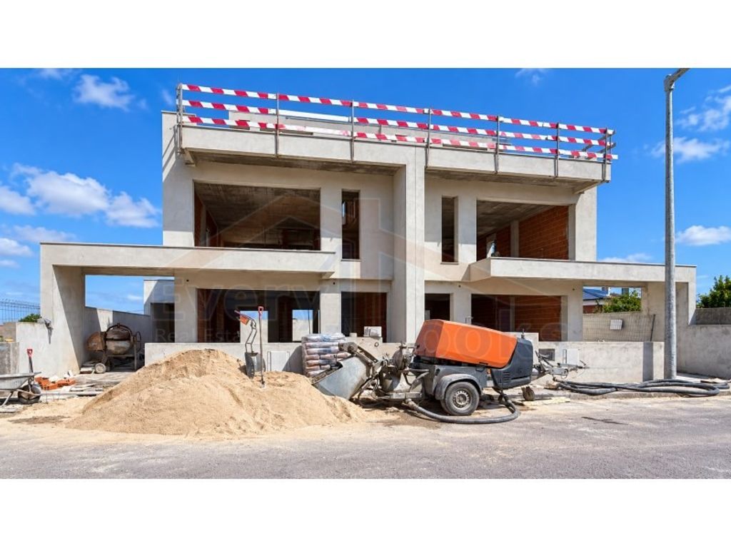Maison de luxe à vendre à Peniche, 595 000 €, Photo 1