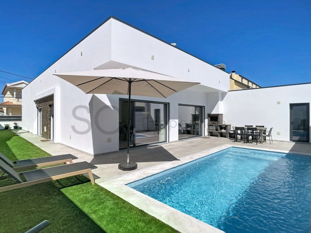 Maison de luxe à vendre à Seixal, 650 000 €, Photo 1