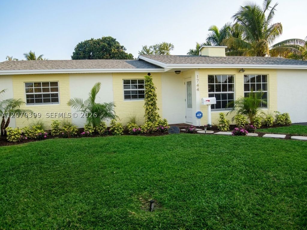Maison de luxe à vendre à Fort Lauderdale, 567 877 €, Photo 1