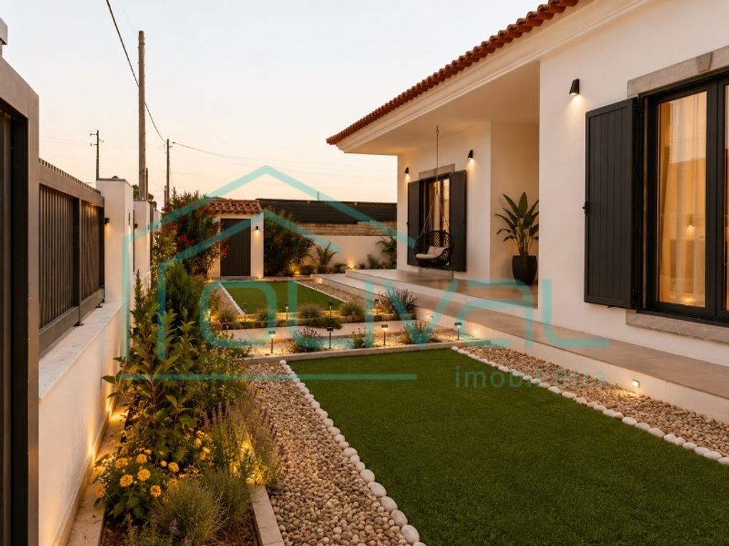 Luxury House for sale in Benavente, 589 000 €, Photo 1