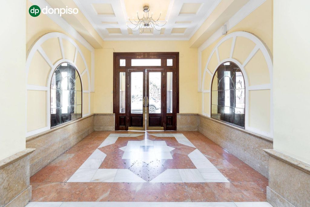 Appartement de luxe à vendre à Granada, 485 000 €, Photo 1