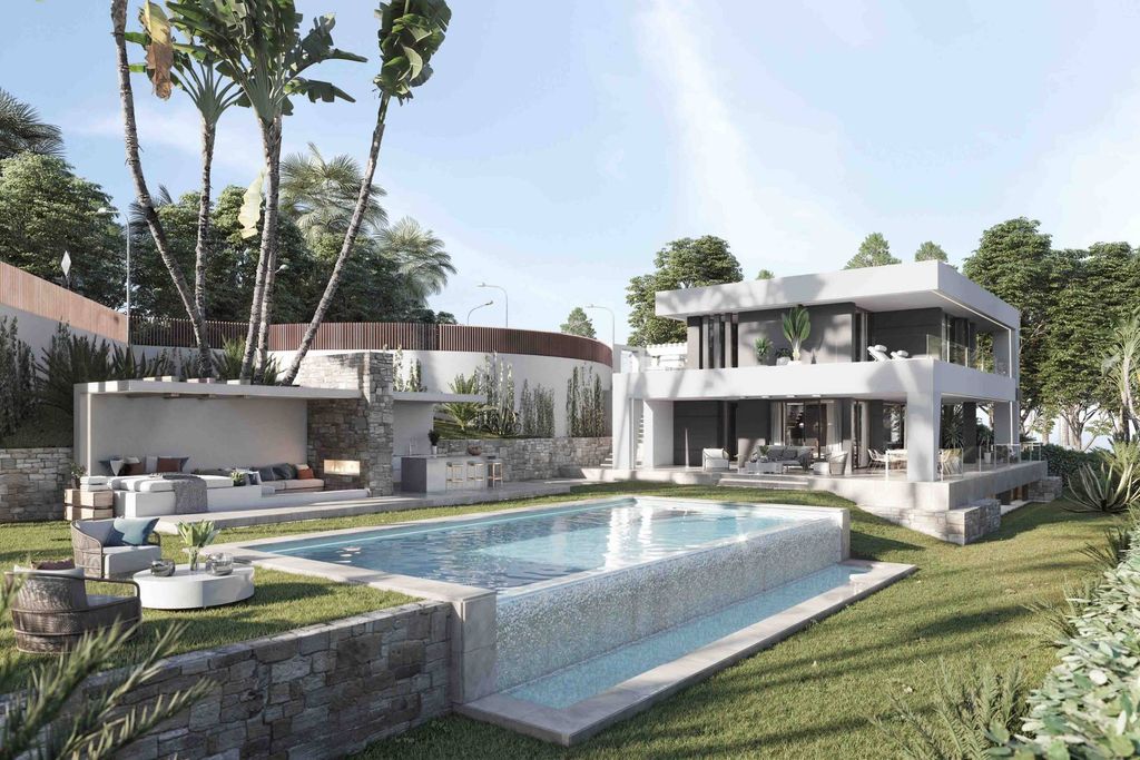 Luxury House for sale in Marbella, 790 000 €, Photo 1