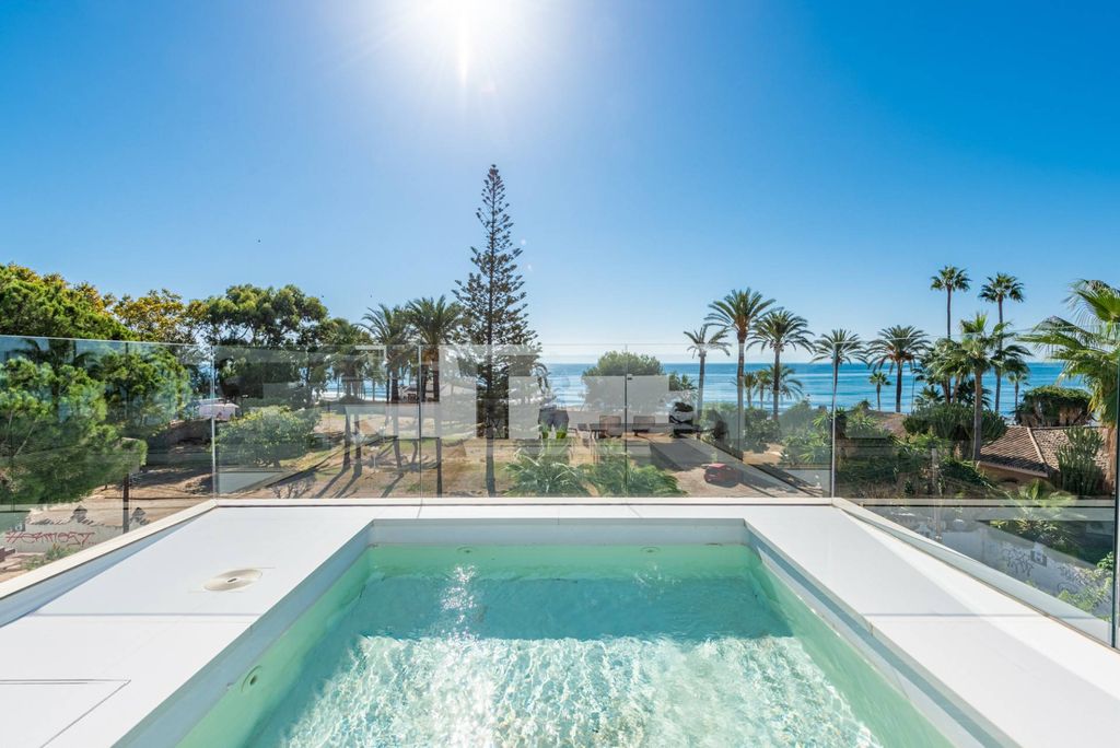 Luxury House for sale in Marbella, 5 490 000 €, Photo 1