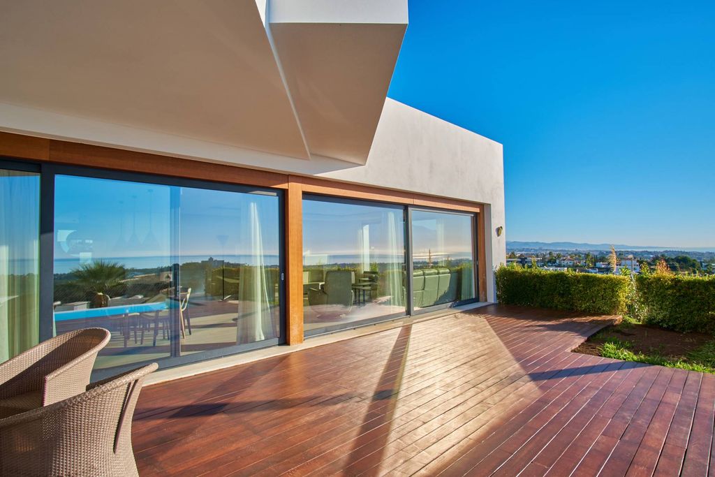 Luxury House for sale in Marbella, 2 300 000 €, Photo 1