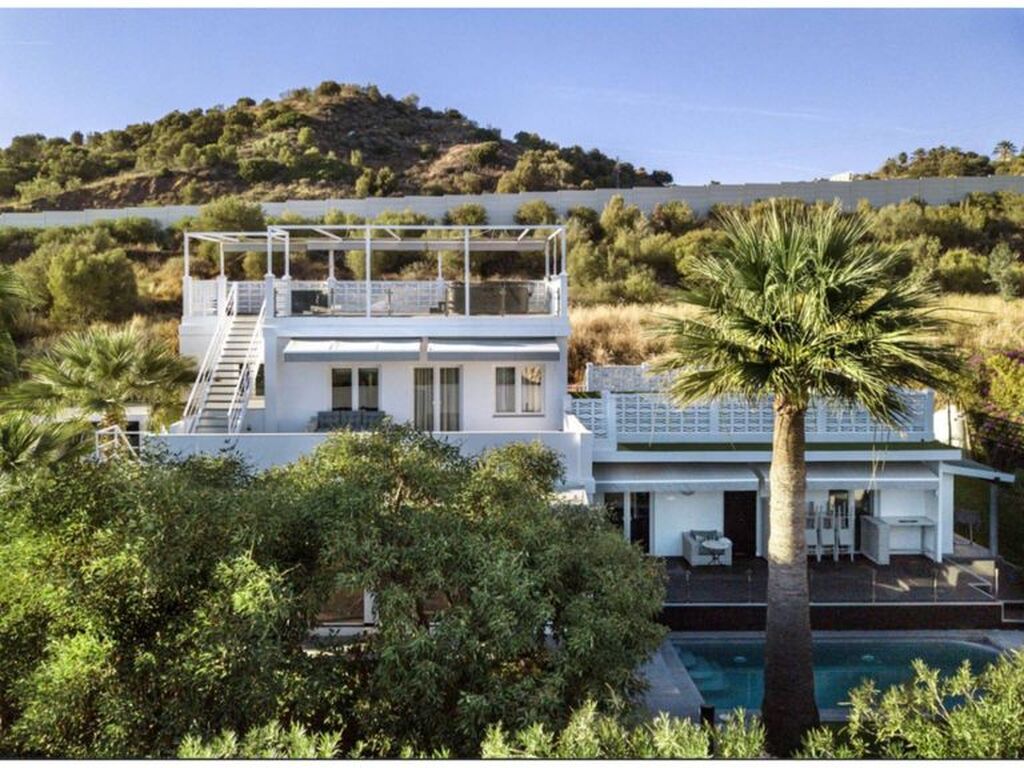 Luxury House for sale in Marbella, 1 700 000 €, Photo 1
