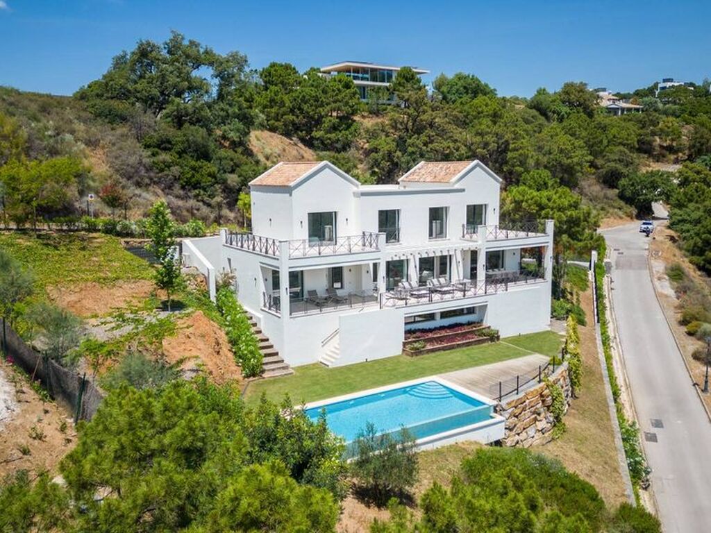 Maison de luxe à vendre à Marbella, 2 450 000 €, Photo 1