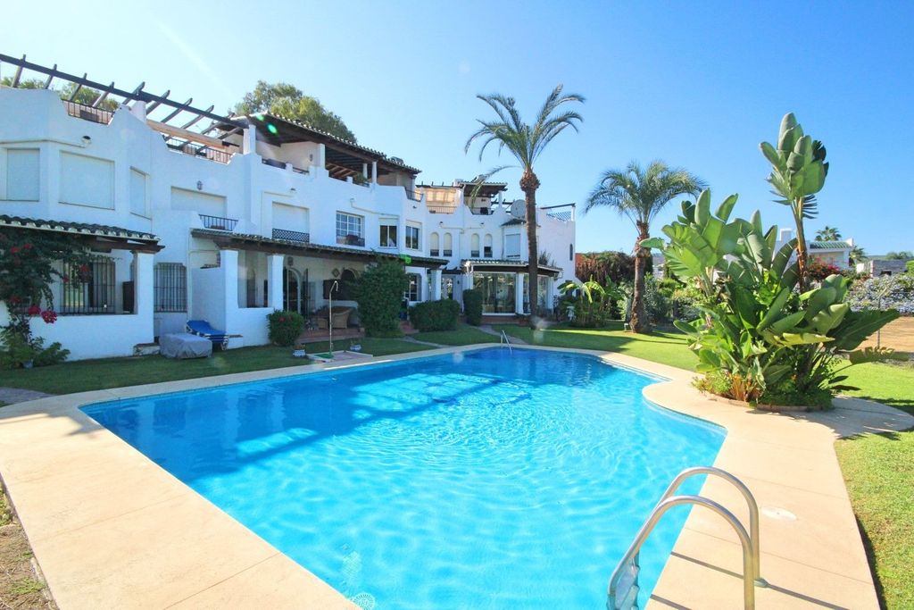 Maison de luxe à vendre à Marbella, 550 000 €, Photo 1