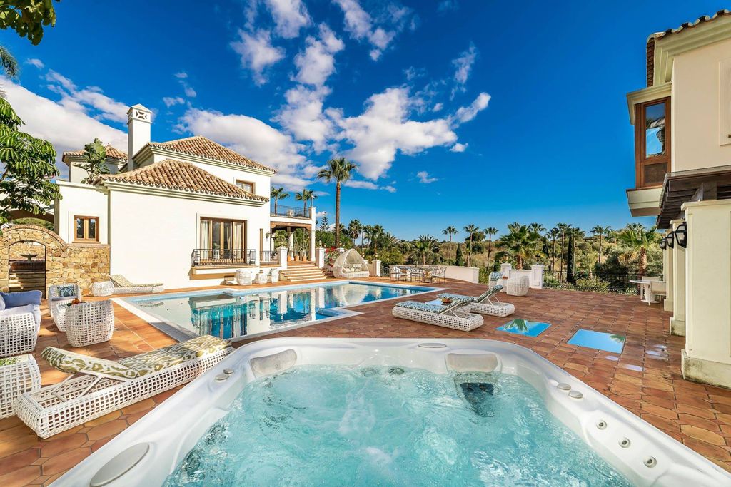 Luxury House for sale in Marbella, 9 750 000 €, Photo 1