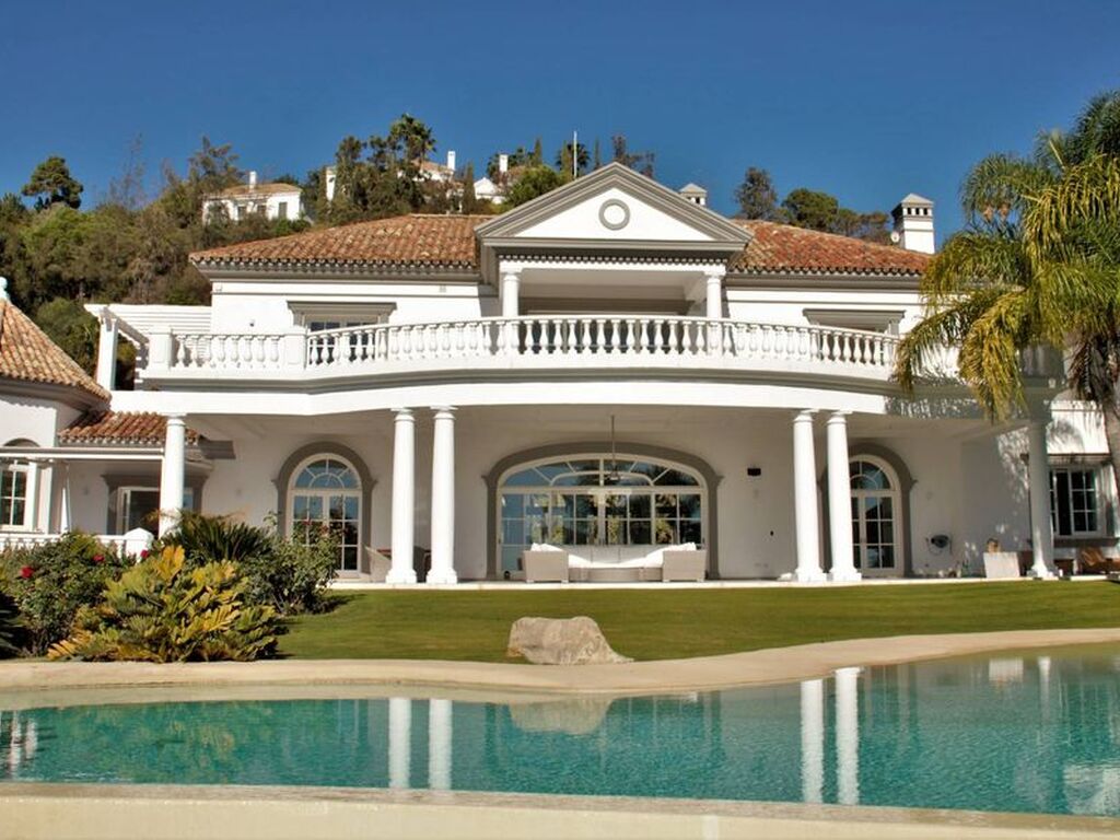 Luxury House for sale in Marbella, 12 900 000 €, Photo 1