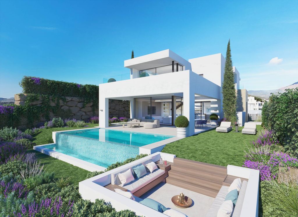 Maison de luxe à vendre à Marbella, 1 440 000 €, Photo 1