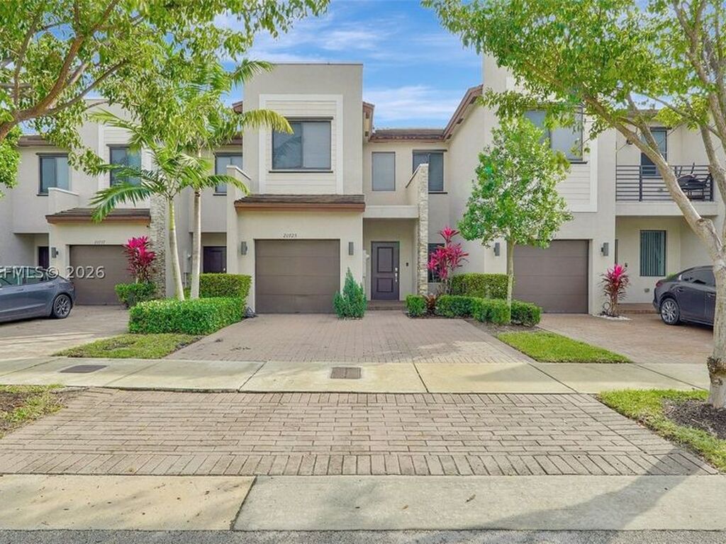 Maison de luxe à vendre à Miami, 494 741 €, Photo 1
