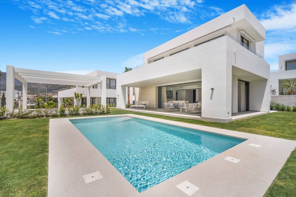 Maison de luxe à vendre à Marbella, 2 995 000 €, Photo 1
