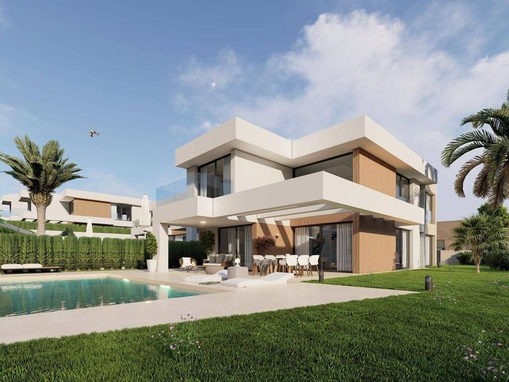 Luxury House for sale in Marbella, 880 000 €, Photo 1