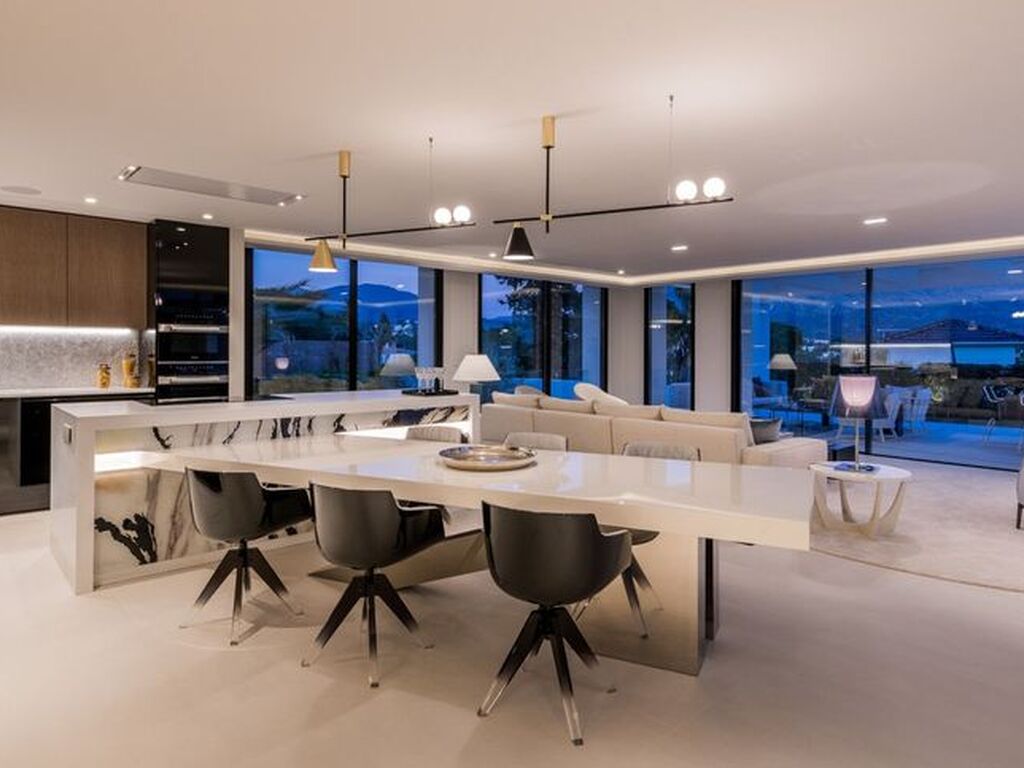 Luxury House for sale in Marbella, 3 825 000 €, Photo 2