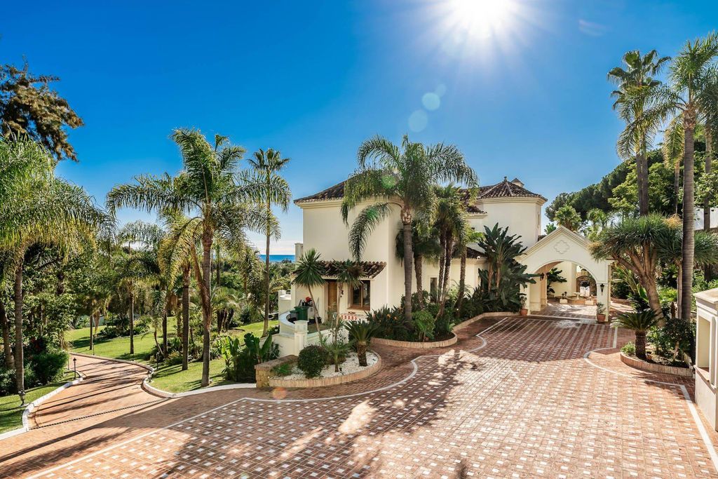 Luxury House for sale in Marbella, 9 750 000 €, Photo 2