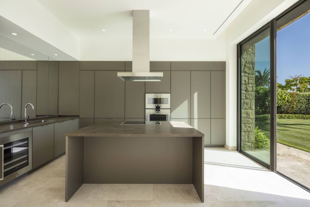 Maison de luxe à vendre à Marbella, 4 500 000 €, Photo 2
