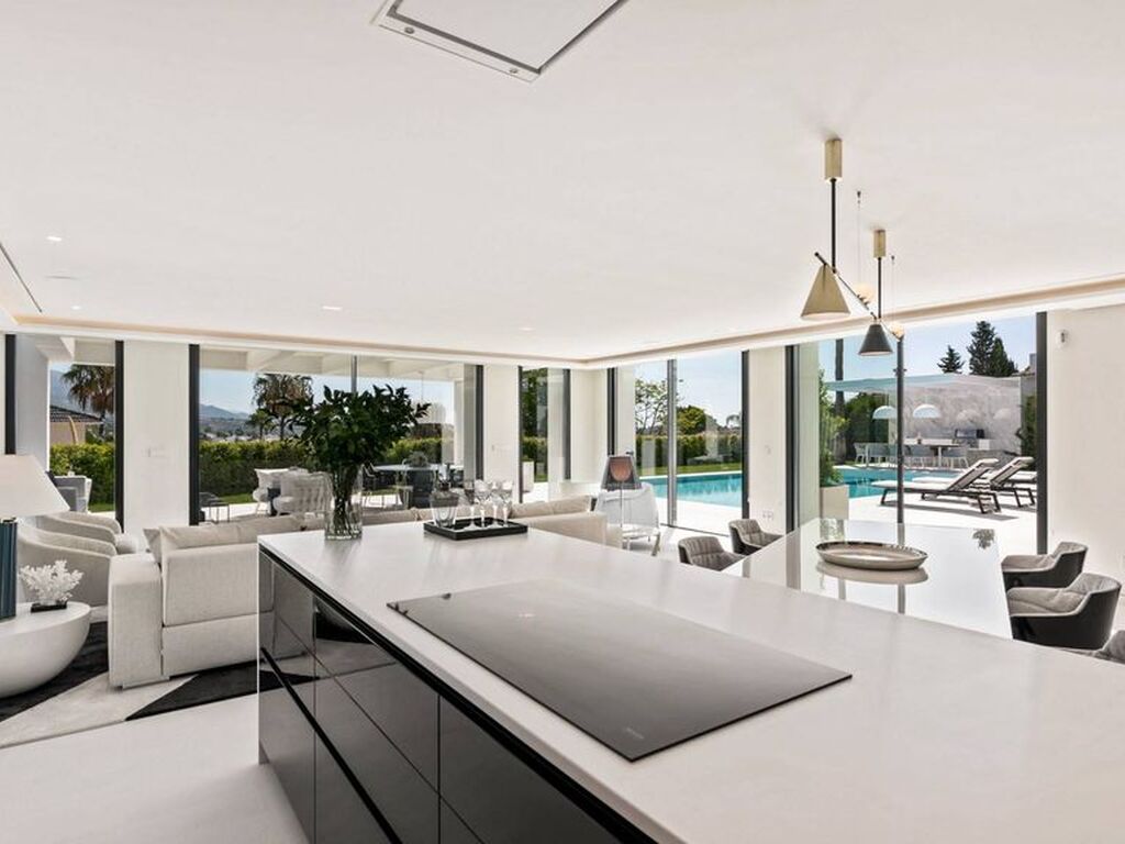 Luxury House for sale in Marbella, 3 825 000 €, Photo 3
