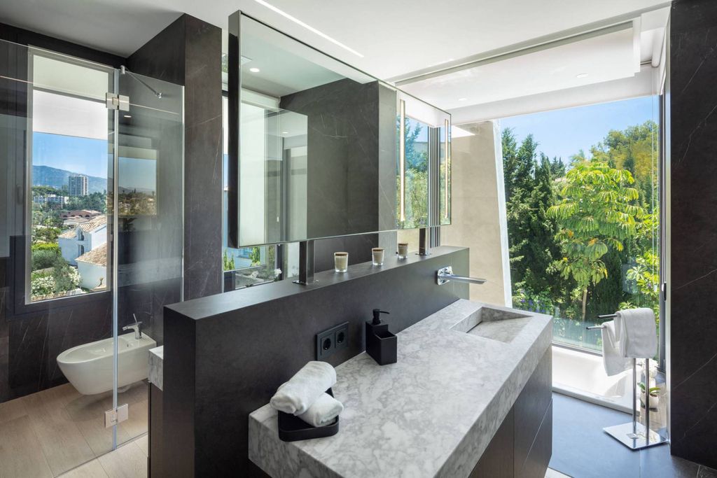 Luxury House for sale in Marbella, 3 995 000 €, Photo 3