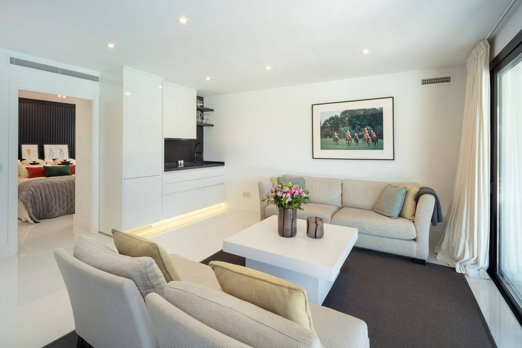 Luxury House for sale in Marbella, 6 995 000 €, Photo 3