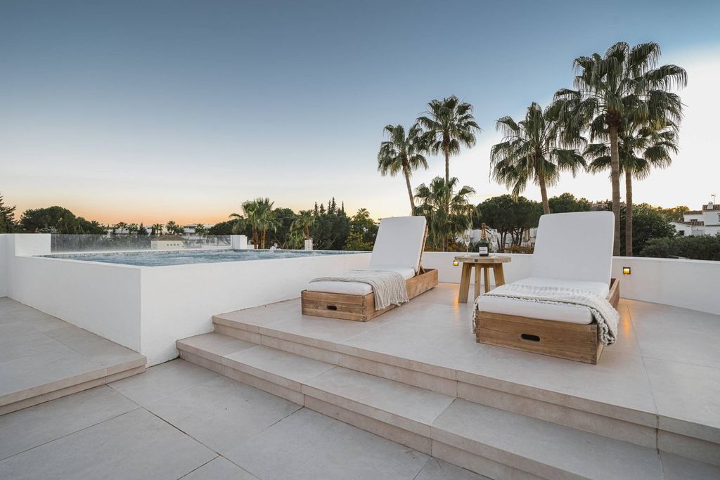 Luxury House for sale in Marbella, 2 295 000 €, Photo 3
