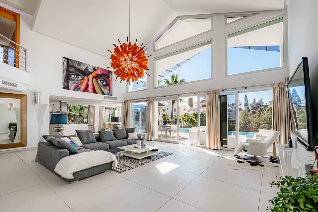 Luxury House for sale in Marbella, 3 950 000 €, Photo 3