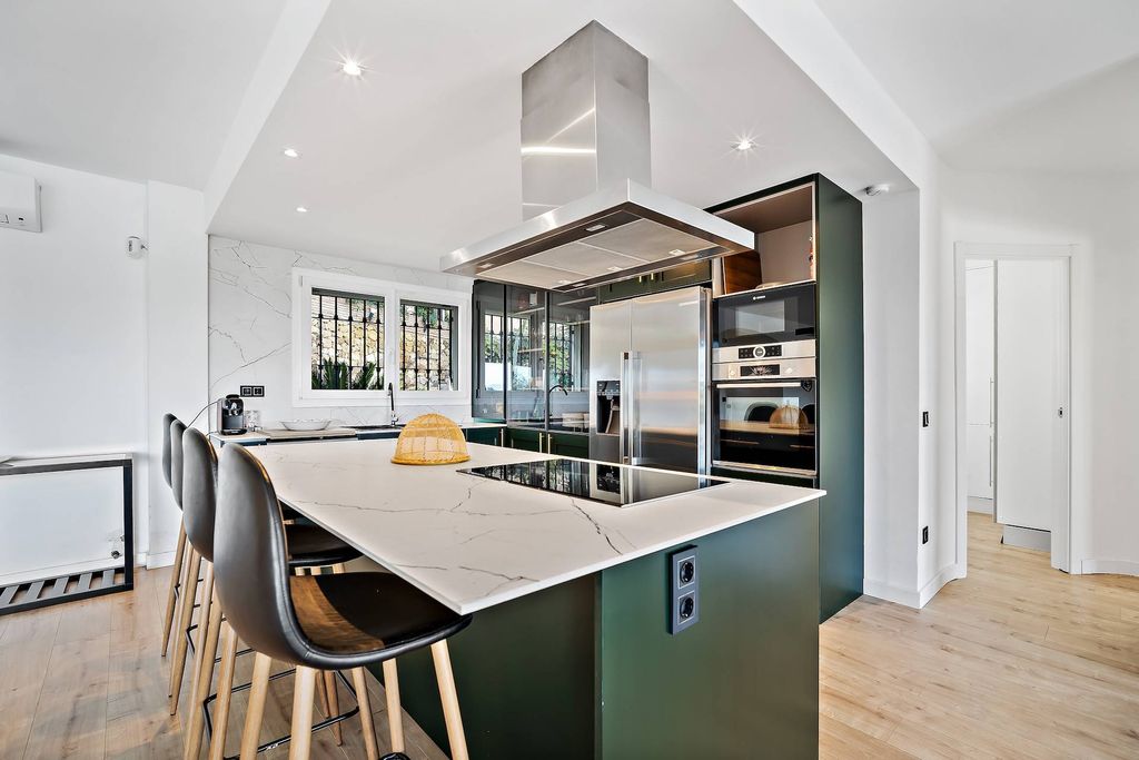 Maison de luxe à vendre à Marbella, 1 950 000 €, Photo 4